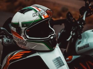 Motorbike Helmet Guideline Fmbmotogear